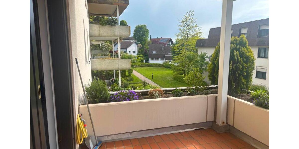 Etagenwohnung Leonberg - 2.5 Zimmer, 75 m&sup2;, 1.050&euro; | Angebot:26698177