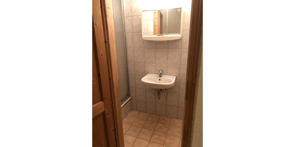 Dachgeschoßwohnung Ötzingen - 1 Zimmer, 25 m&sup2;, 435&euro; | Angebot:25343642