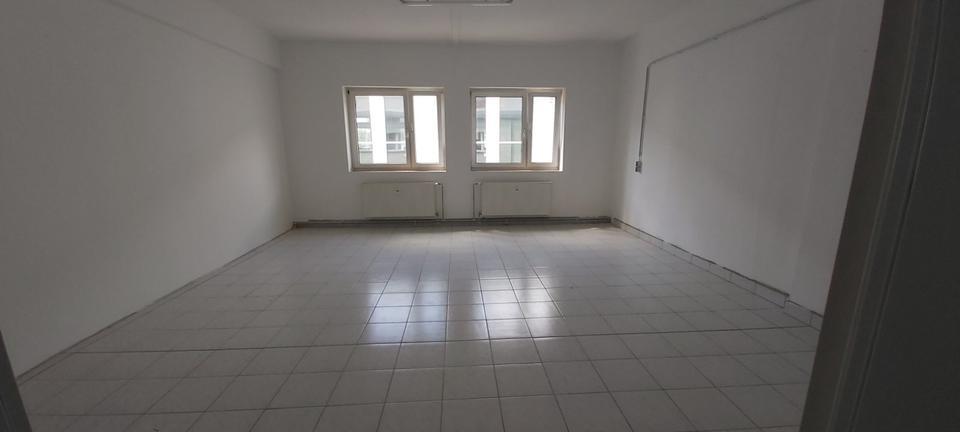 Büro,Büroraum,Großraumbüro,Lager,Versandhandel, 37 qm