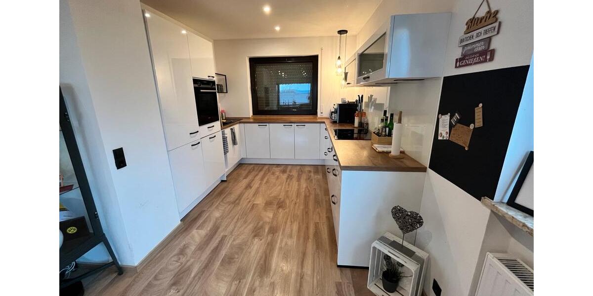 Einfamilienhaus Niedenstein - 5 Zimmer, 140 m&sup2;, 1.600&euro; | Angebot:25863168