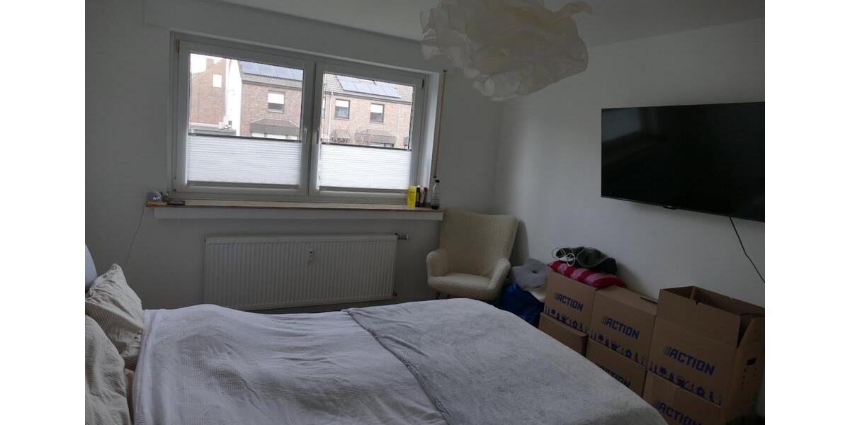 Etagenwohnung Korschenbroich - 2 Zimmer, 72 m&sup2;, 900&euro; | Angebot:25917238