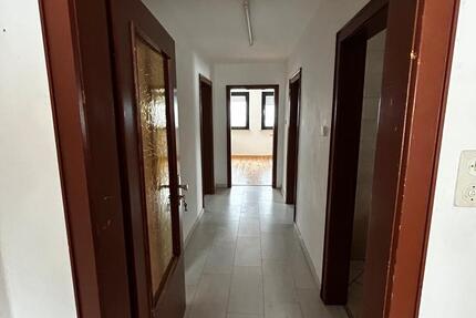 Wohnung Hilchenbach - 4 Zimmer, 75 m&sup2;, 700&euro; | Angebot:24395614