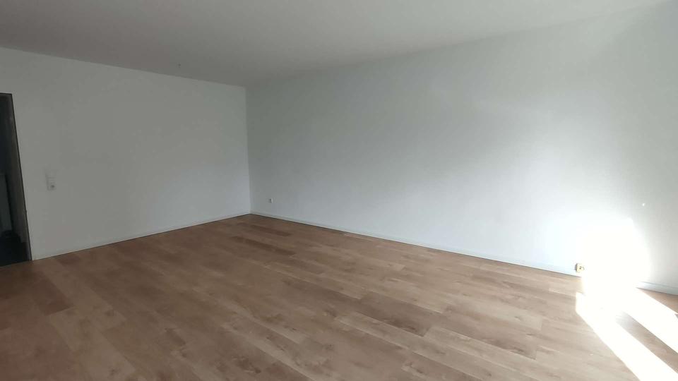 Etagenwohnung Krefeld - 3 Zimmer, 79 m&sup2;, 751&euro; | Angebot:26381519