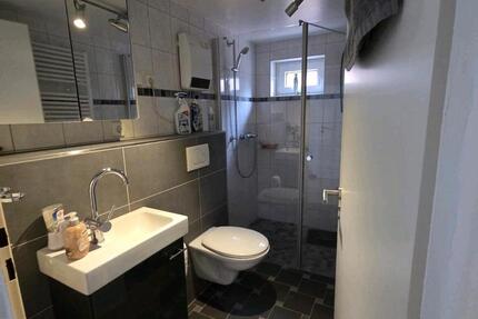 Wohnung Urmitz - 5 Zimmer, 140 m&sup2;, 900&euro; | Angebot:24845353