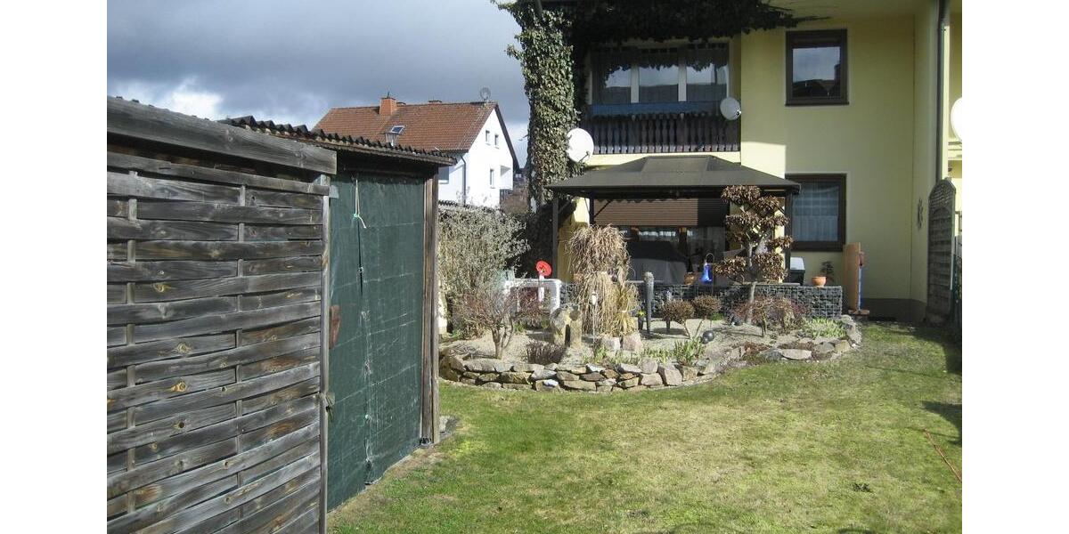 Reihenhaus Selb - 6 Zimmer, 120 m&sup2;, 995&euro; | Angebot:25568547