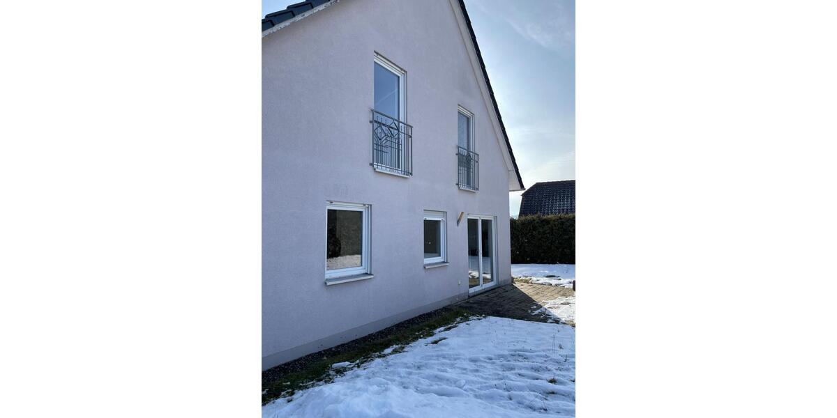 Doppelhaushälfte Altenkunstadt - 3 Zimmer, 80 m&sup2;, 800&euro; | Angebot:24695614