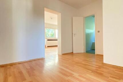 *** Einziehen und Wohlfühlen *** 4.OG mit 2 Balkonen *** zimmer