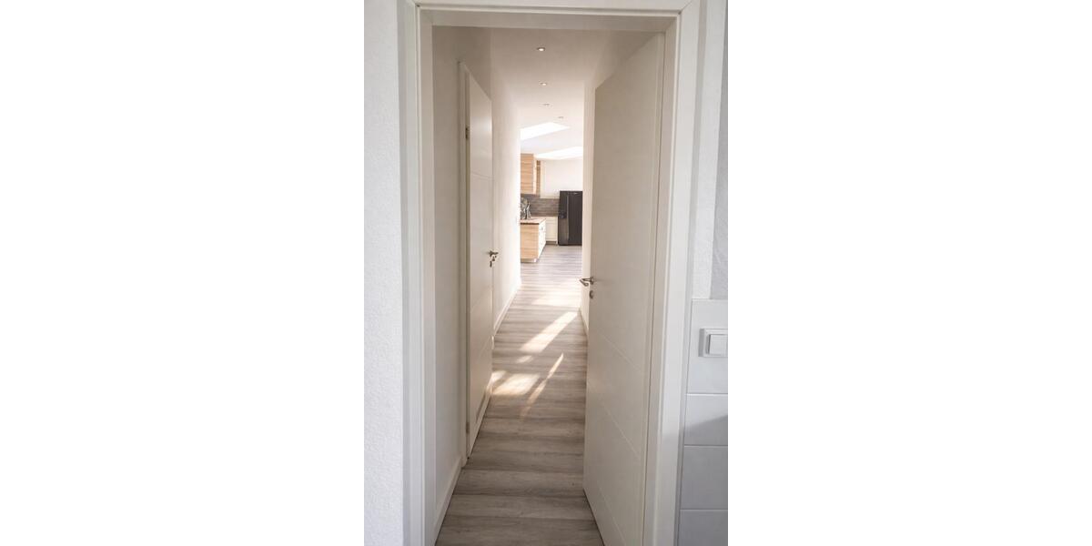 Dachgeschoßwohnung Münster-Sarmsheim Sarmsheim - 3 Zimmer, 90 m&sup2;, 1.050&euro; | Angebot:26186773