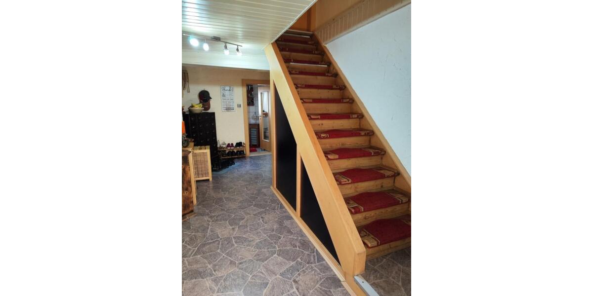 Einfamilienhaus zu Vermieten 4 zimmer