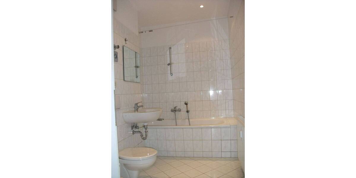 Etagenwohnung Chemnitz Kapellenberg - 2 Zimmer, 42 m&sup2;, 224&euro; | Angebot:26320319