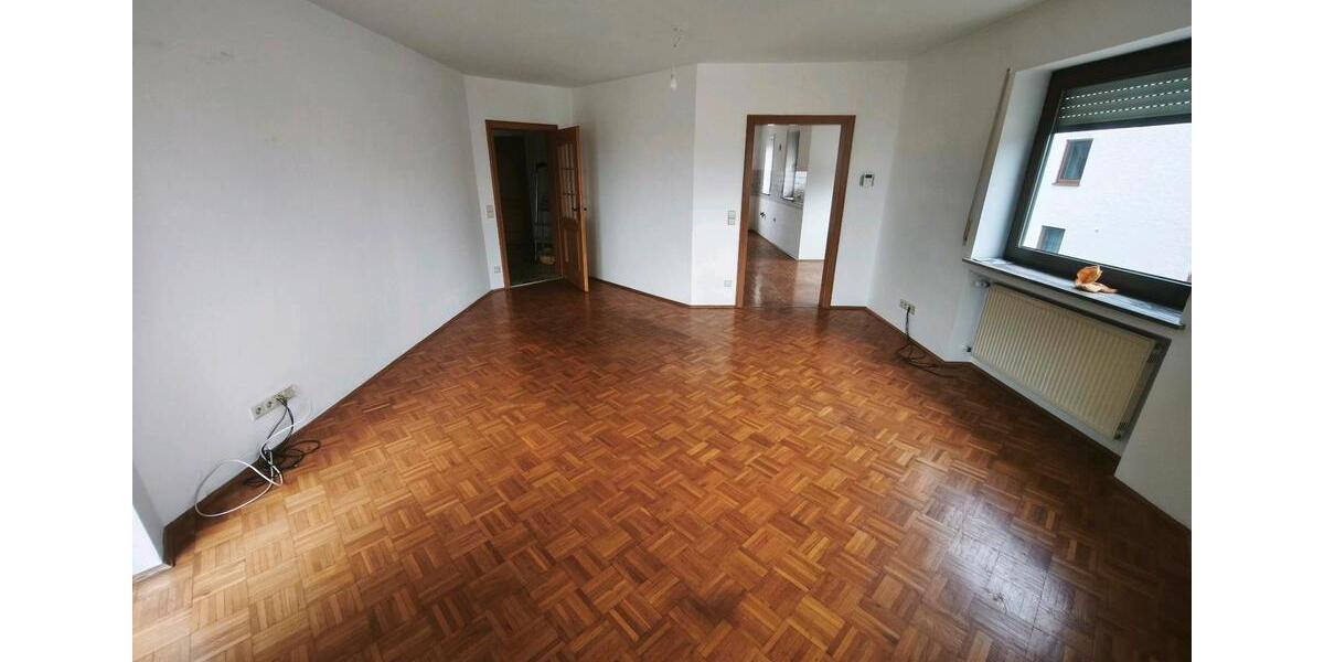 Etagenwohnung Günzburg - 3.5 Zimmer, 120 m&sup2;, 1.300&euro; | Angebot:24592928