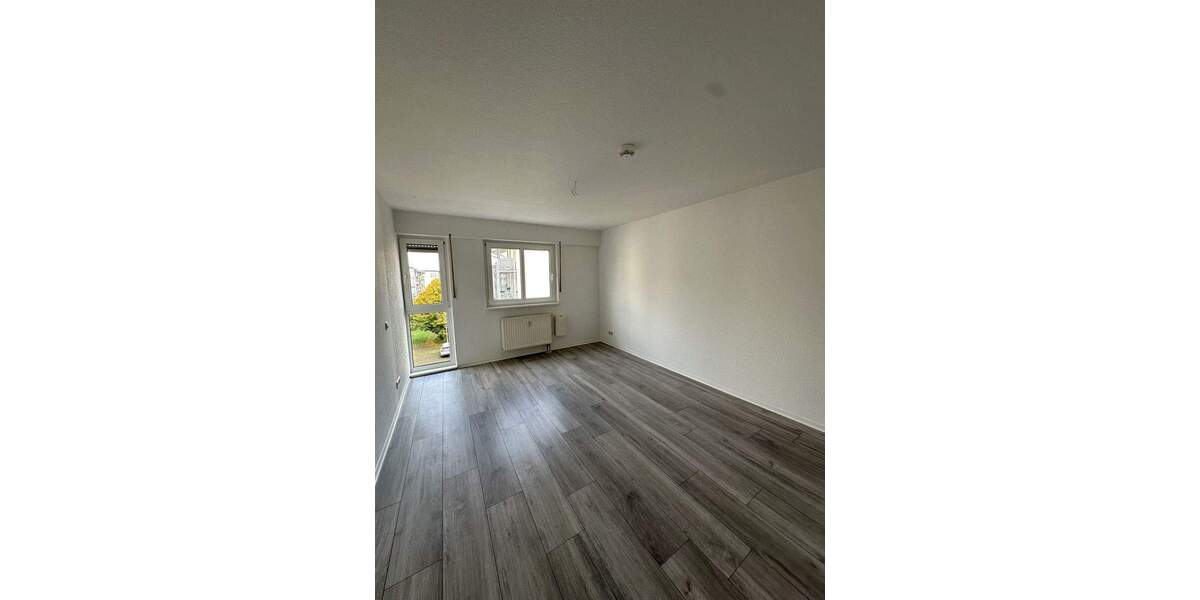 Etagenwohnung Kabelsketal Großkugel - 4 Zimmer, 121 m&sup2;, 837&euro; | Angebot:25997422