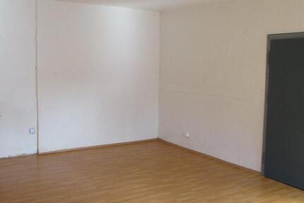 Wohnung Waldenburg - 3 Zimmer, 60 m&sup2;, 315&euro; | Angebot:25367862