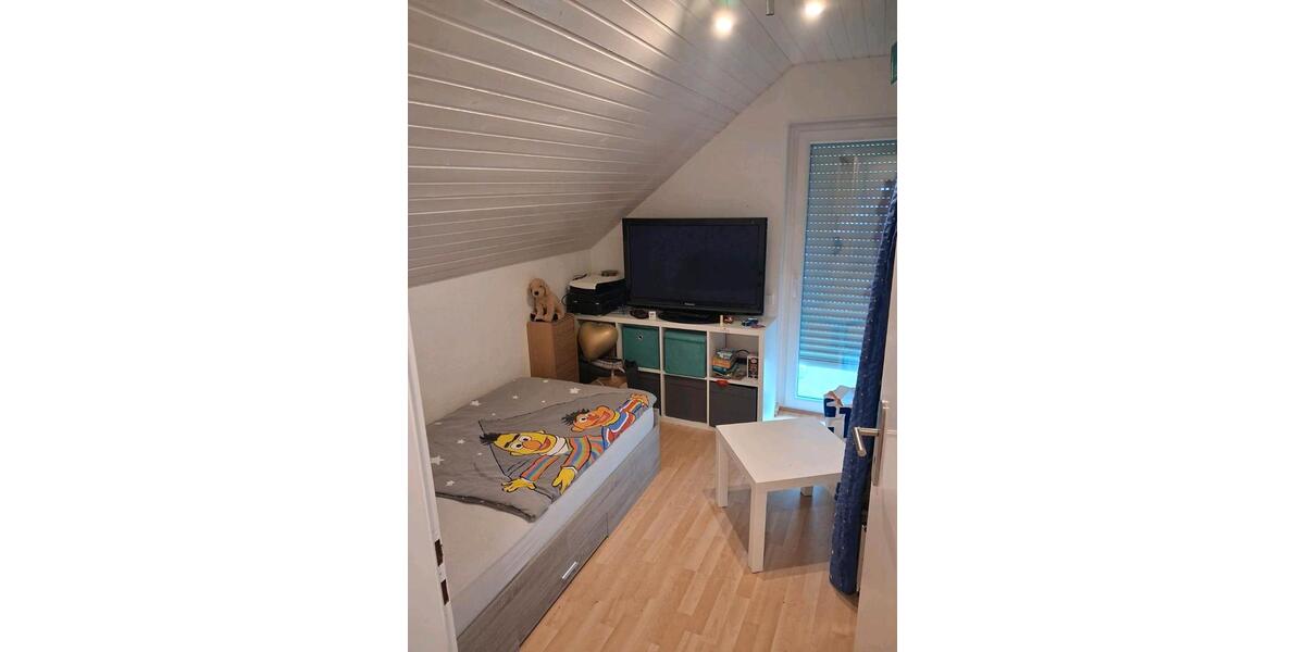 Dachgeschoßwohnung Freudenberg - 2.5 Zimmer, 65 m&sup2;, 730&euro; | Angebot:26536633