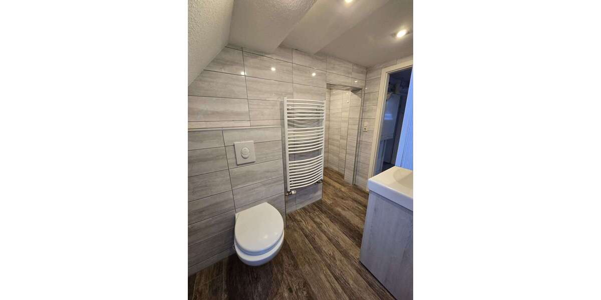 Etagenwohnung Hohenfeld Hohenfeld - 3 Zimmer, 85 m&sup2;, 889&euro; | Angebot:25081189