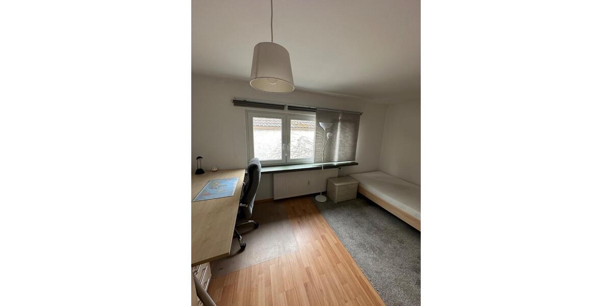 Etagenwohnung Mosbach - 1 Zimmer, 20 m&sup2;, 295&euro; | Angebot:26048784