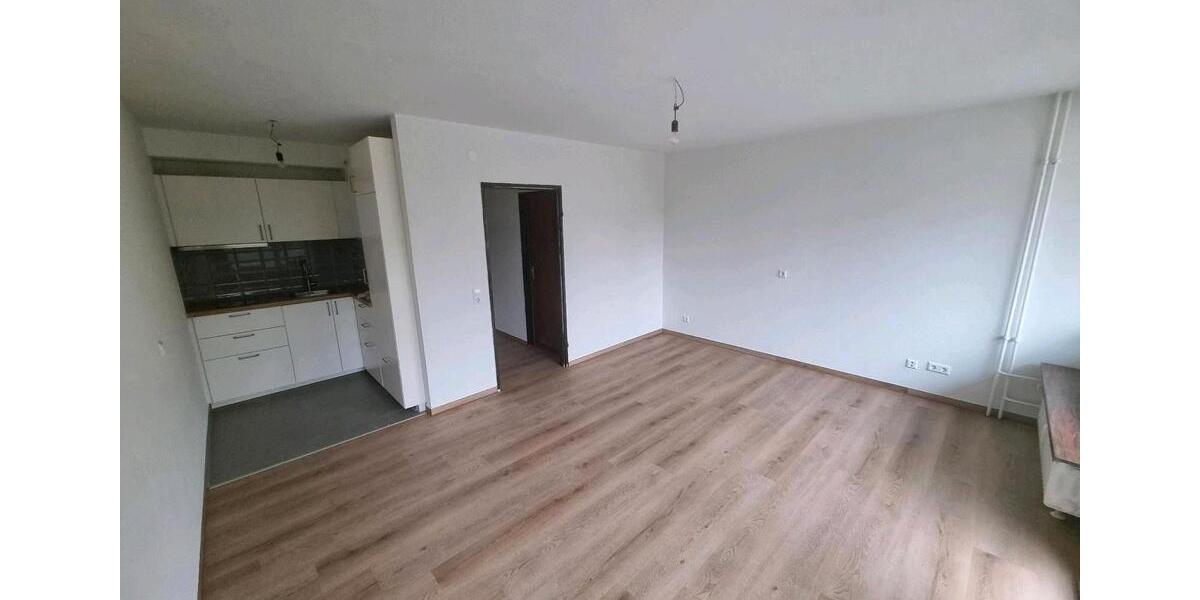 Helle 1-ZBK (31qm) in zentr. Lage inkl. TG-Stellplatz 1 zimmer