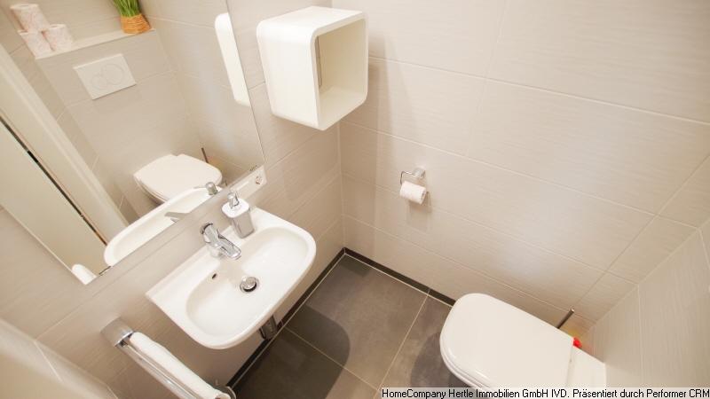 Wohnen auf Zeit Freiburg im Breisgau - 3 Zimmer, 66 m&sup2;, 1.800&euro; | Angebot:24432457