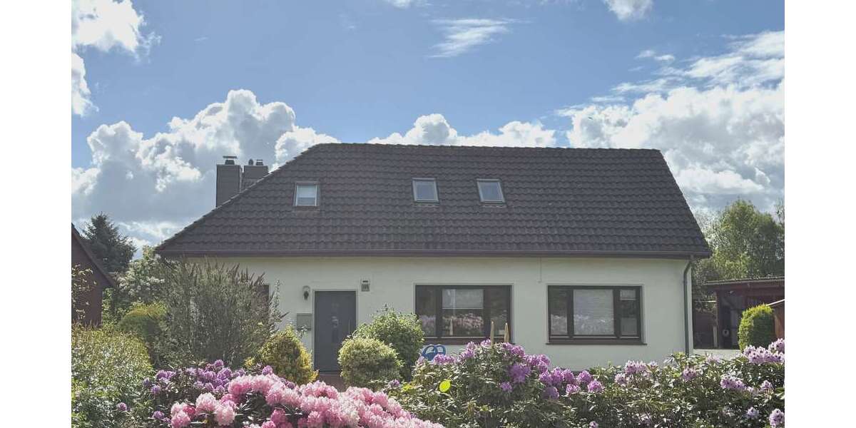 Einfamilienhaus Brake Käseburg - 5 Zimmer, 120 m&sup2;, 745&euro; | Angebot:26585430