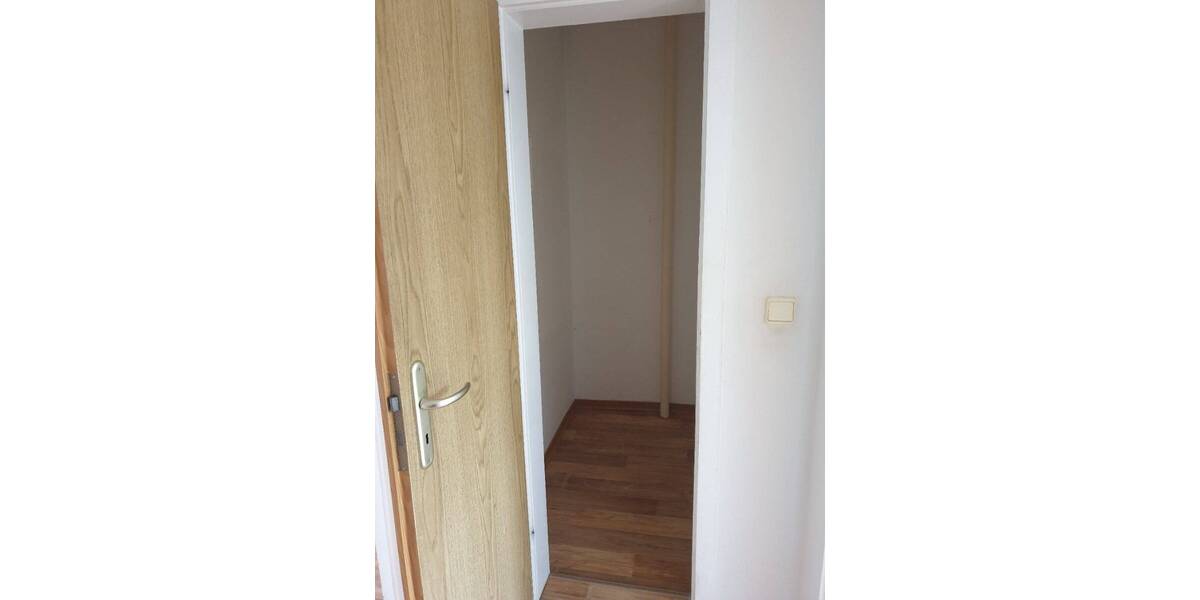 Etagenwohnung Johanngeorgenstadt - 4 Zimmer, 85 m&sup2;, 300&euro; | Angebot:25681320