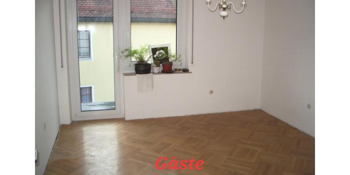 Etagenwohnung Scheßlitz - 5 Zimmer, 140 m&sup2;, 600&euro; | Angebot:26700355