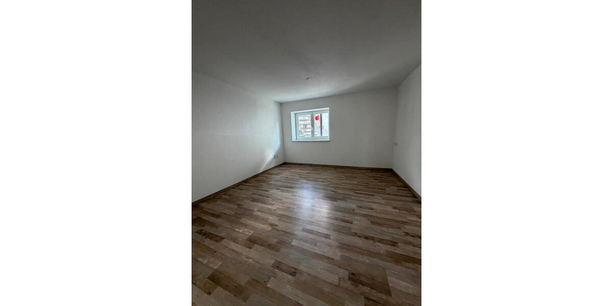 Erdgeschoßwohnung Uttenweiler - 3 Zimmer, 70 m&sup2;, 1.100&euro; | Angebot:26565164