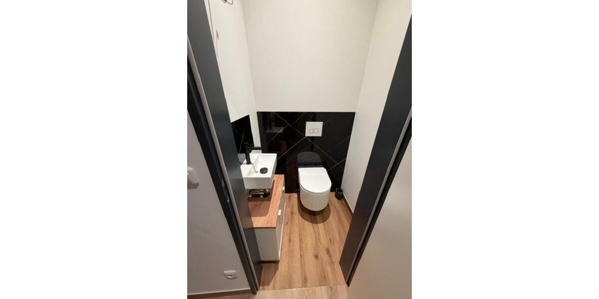 Erdgeschoßwohnung Mönchengladbach West - 3 Zimmer, 70 m&sup2;, 1.100&euro; | Angebot:24676945