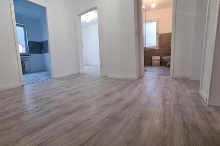 Wohnung Bad Lauterberg im Harz - 3 Zimmer, 80 m&sup2;, 700&euro; | Angebot:24919063