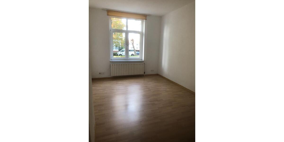 Helle schöne EG Wohung mit Balkon in Bad Oeynhausen zu vermieten 2 zimmer