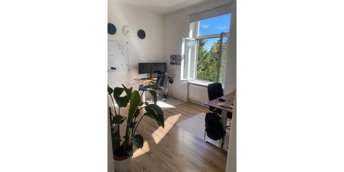 Möbliertes WG-Zimmer ab 01.01.2026 – ideal für Praktikanten, Stud 4 zimmer