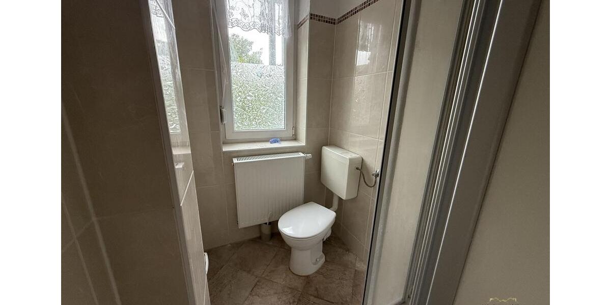 Erdgeschoßwohnung Bitterfeld-Wolfen Bitterfeld - 3 Zimmer, 78 m&sup2;, 500&euro; | Angebot:22081258