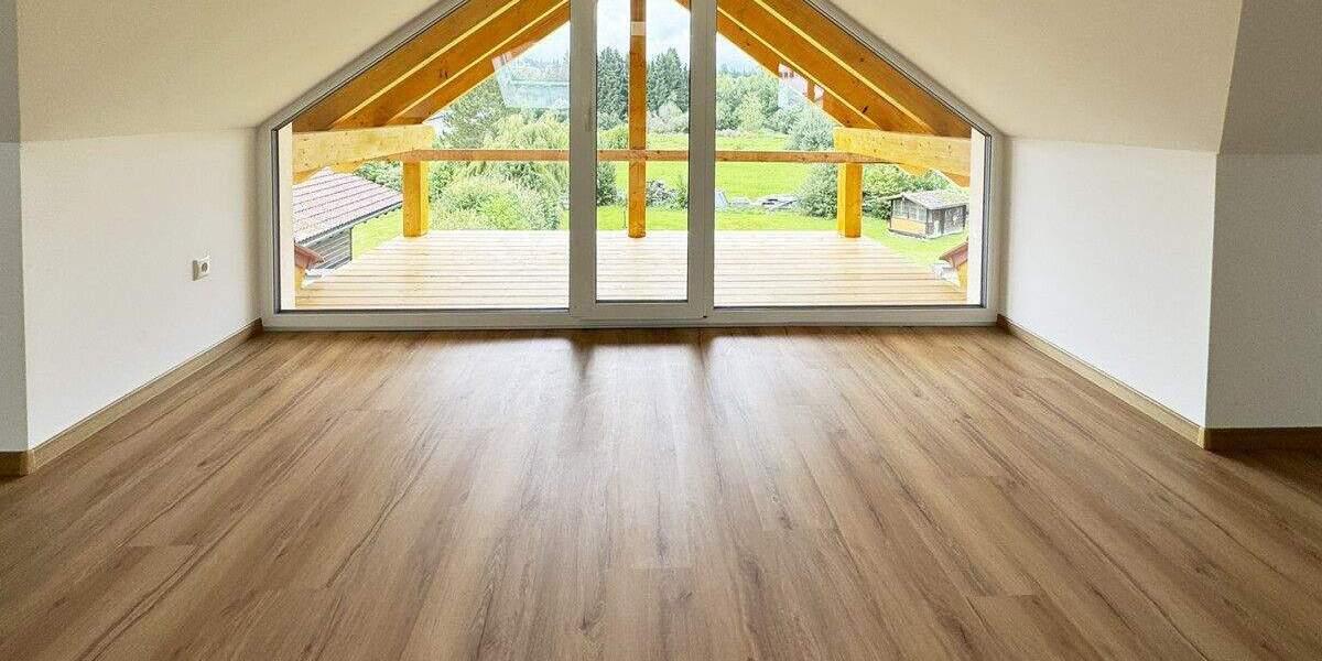 Etagenwohnung Zwiesel - 2 Zimmer, 55 m&sup2;, 700&euro; | Angebot:23221875