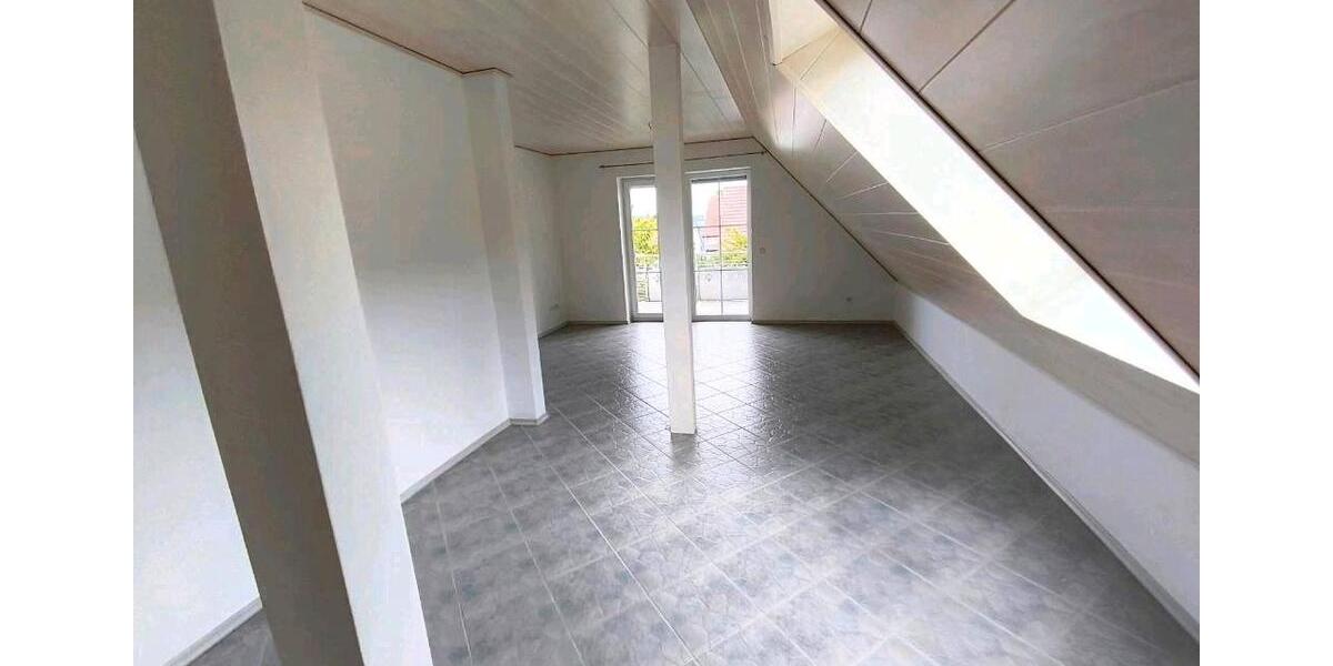 Dachgeschoßwohnung Wettenberg - 3 Zimmer, 80 m&sup2;, 1.000&euro; | Angebot:26525589