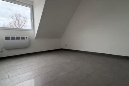 Süsse kleine Studentenbude, Erstbezug, zentral, Südbalkon, EBK 1 zimmer