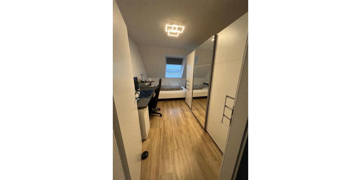 Reihenhaus Bottrop Feldhausen - 5 Zimmer, 130 m&sup2;, 2.025&euro; | Angebot:25910687