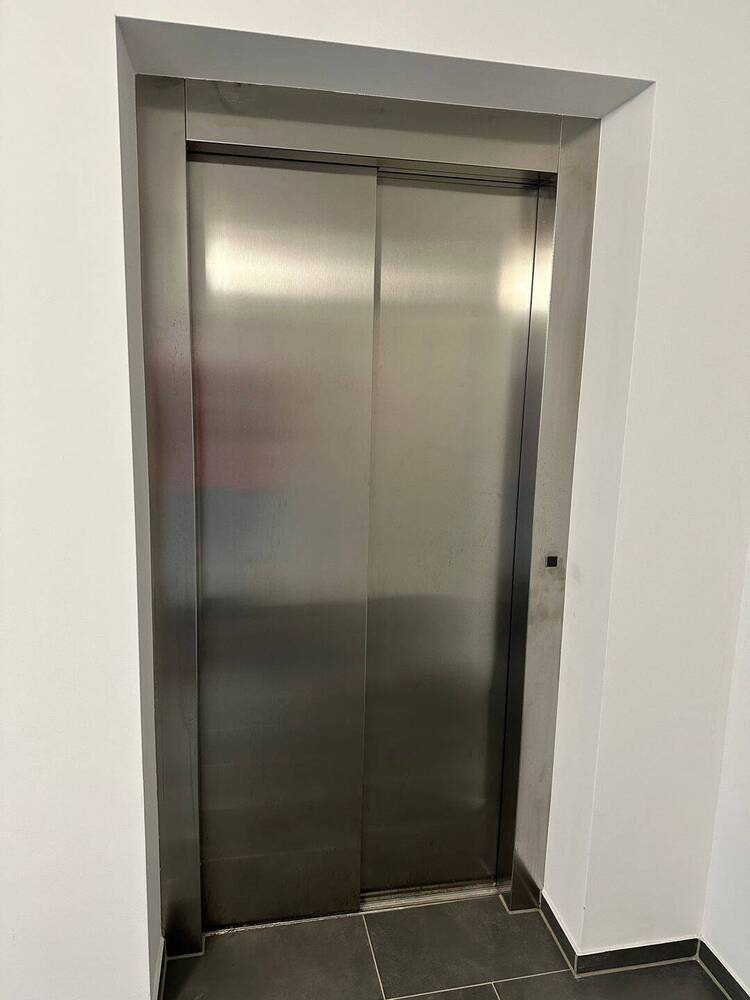 Moderne 1 Zimmer Wohnung KFW 55 mit Balkon, Einbauküche uvm.