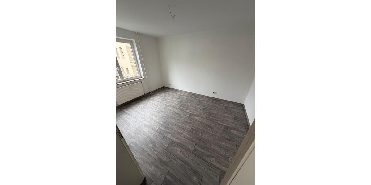 Etagenwohnung Kassel Fasanenhof - 3 Zimmer, 79 m&sup2;, 950&euro; | Angebot:25943870