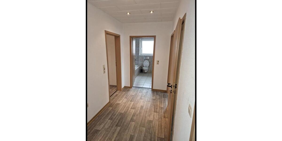 Etagenwohnung Saterland - 3 Zimmer, 100 m&sup2;, 800&euro; | Angebot:26450240