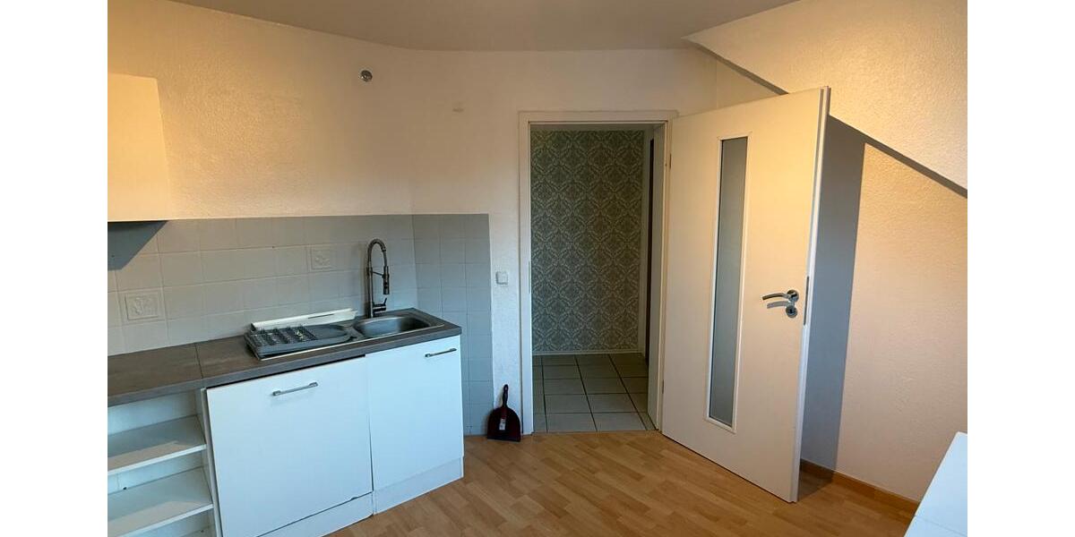 Dachgeschoßwohnung Eschweiler - 2 Zimmer, 65 m&sup2;, 840&euro; | Angebot:25098763