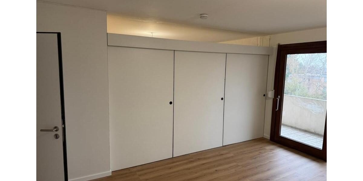 Kernsanierte 3,5 Zi Whg in Schwalbach am Taunus 3.5 zimmer