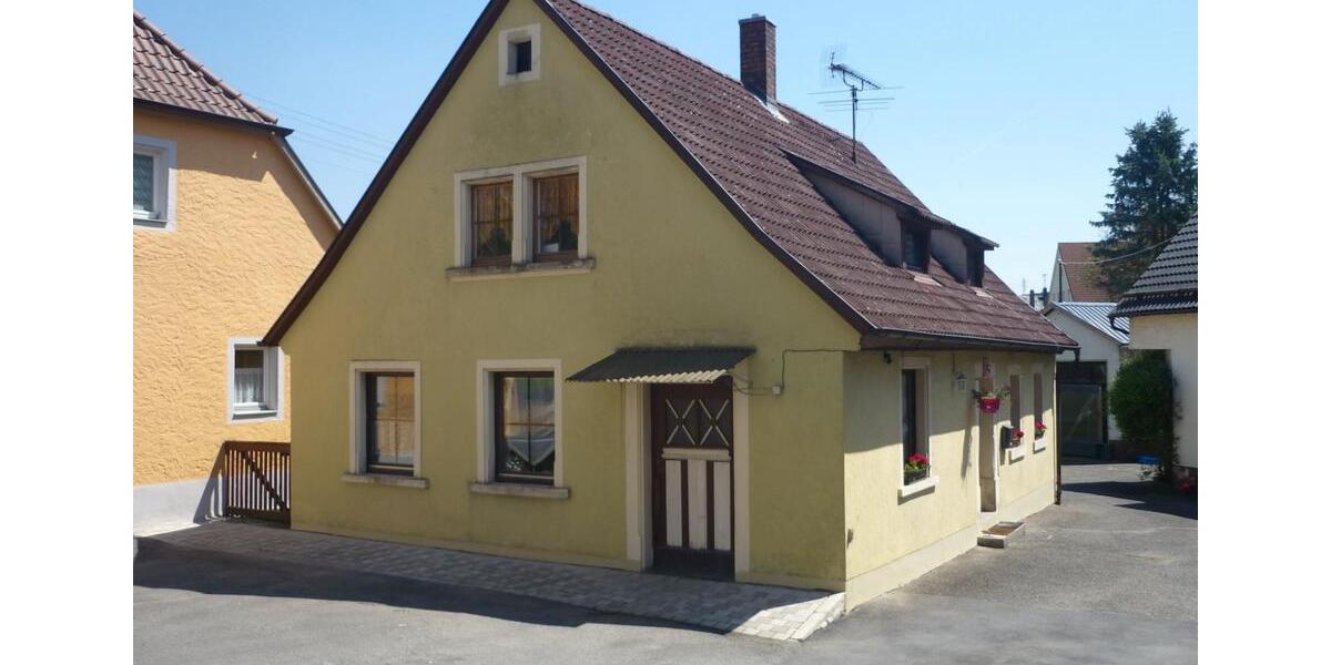Etagenwohnung Stadtsteinach - 5 Zimmer, 115 m&sup2;, 790&euro; | Angebot:26261889