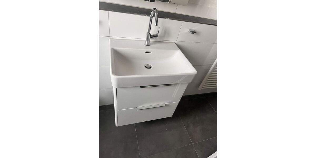 Etagenwohnung Abstatt - 4 Zimmer, 101 m&sup2;, 1.500&euro; | Angebot:24846677