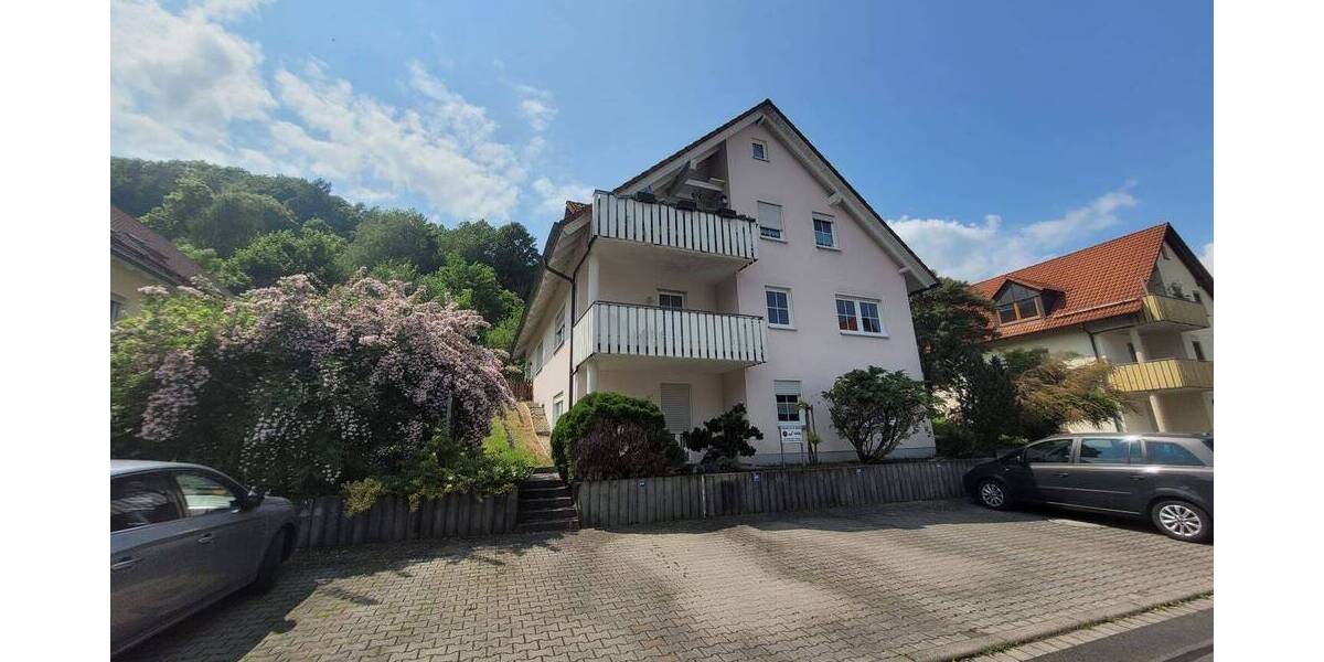 Etagenwohnung Hildburghausen - 2 Zimmer, 66 m&sup2;, 500&euro; | Angebot:22466967
