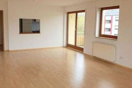 Wohnung zum Mieten in Burglengenfeld 590 € 67 m² 2 zimmer