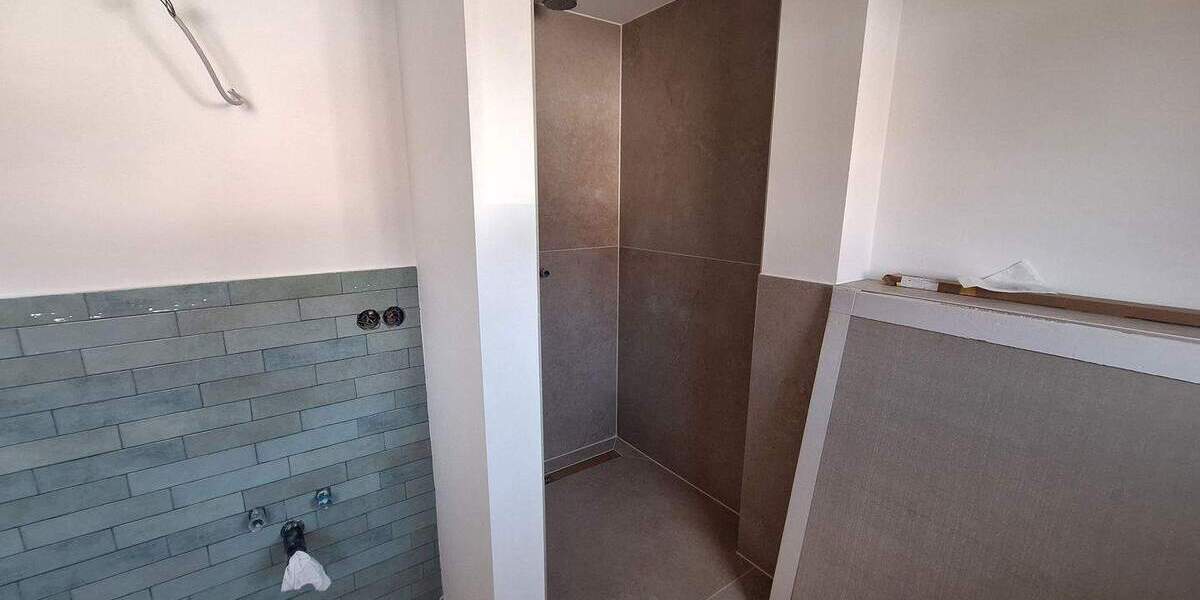 Bungalow Bad Oldesloe - 2 Zimmer, 92 m&sup2;, 1.700&euro; | Angebot:25734638