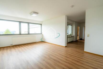 4-Zimmer-Wohnung mit Loggia und Weitblick im Hagenbacher Ring