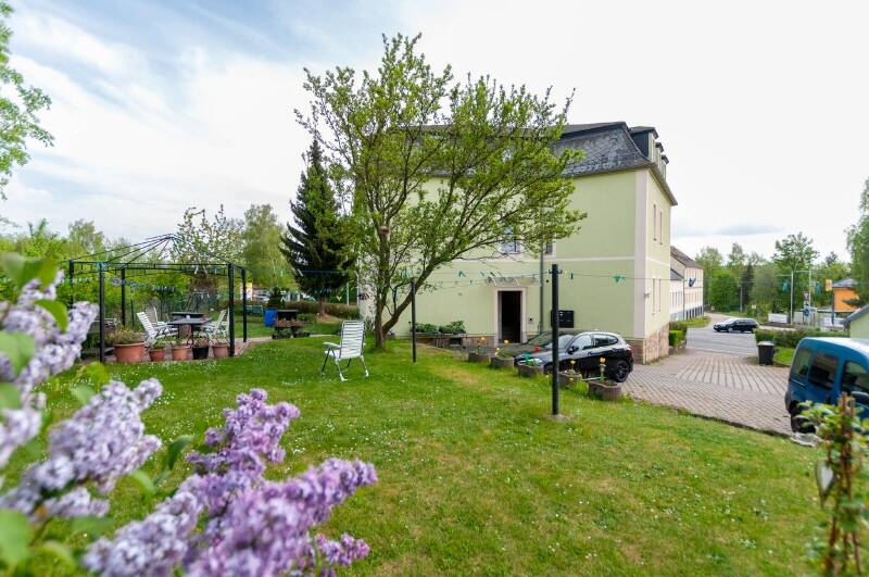 Etagenwohnung Freital Kleinnaundorf - 2 Zimmer, 57 m&sup2;, 545&euro; | Angebot:26730725