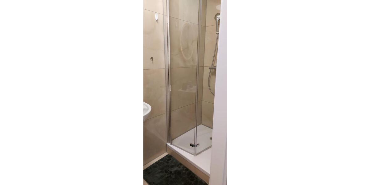 Etagenwohnung Mönchengladbach Süd - 2 Zimmer, 60 m&sup2;, 1.400&euro; | Angebot:26343017