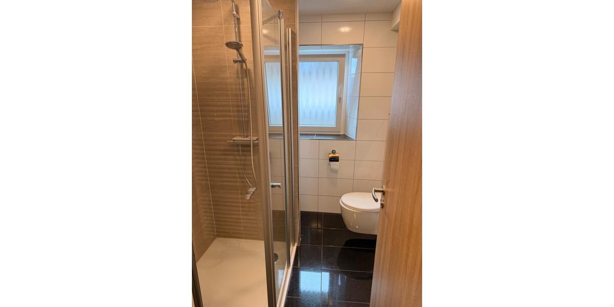 Erdgeschoßwohnung Gerolstein - 4 Zimmer, 120 m&sup2;, 900&euro; | Angebot:26618741