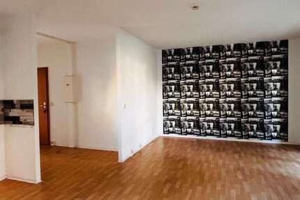 Wohnung Suhl Neundorf - 4 Zimmer, 75 m&sup2;, 400&euro; | Angebot:25363995